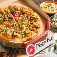 Pizza Hut Taiwan offers new oyster vermicelli, intestine, cilantro pizza