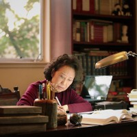 台灣作家林文月在美辭世•享耆壽90歲　筆會: 她能以4支筆分別寫論文、散文、譯文與從事繪畫