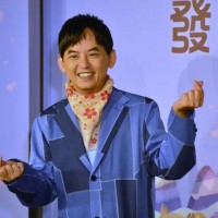 Taiwanese entertainer Mickey Huang confesses to sexual harassment, admitted to hospital