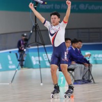 Taiwanese skater beats Chinese athlete for gold in slalom