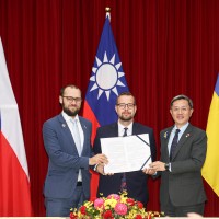 Taiwan, Czech Republic sign MOU to help Ukraine with reconstruction
