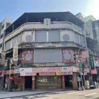 Rush on to save Taichung's Peace Daily building from wrecking ball
