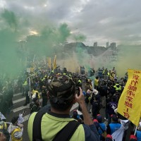 Labor movement takes to the streets of Taipei ahead of elections