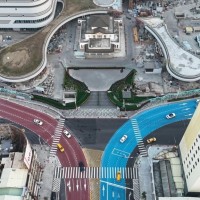 Kaohsiung finishes painting roads around train station