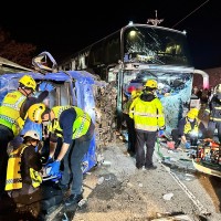 Internet celebrity's tour bus collides with truck in central Taiwan, injuring 7